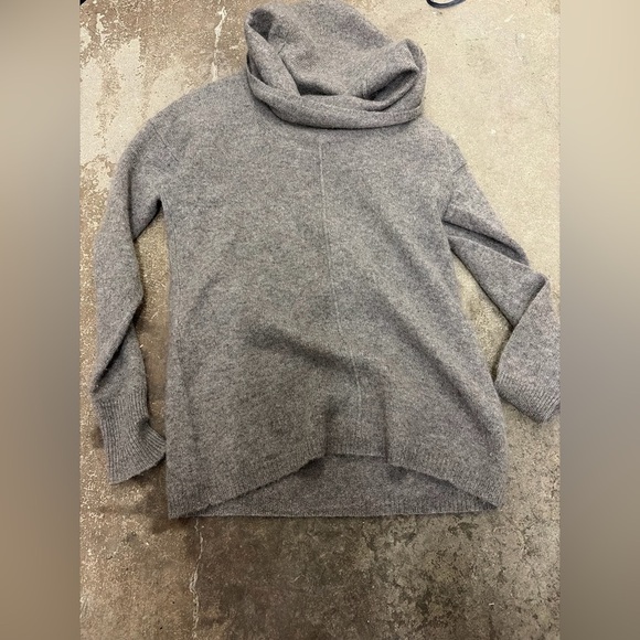 Deane & White Sweaters - Deane & white 100 % cashmere turtleneck old money Gray Women's Sweater